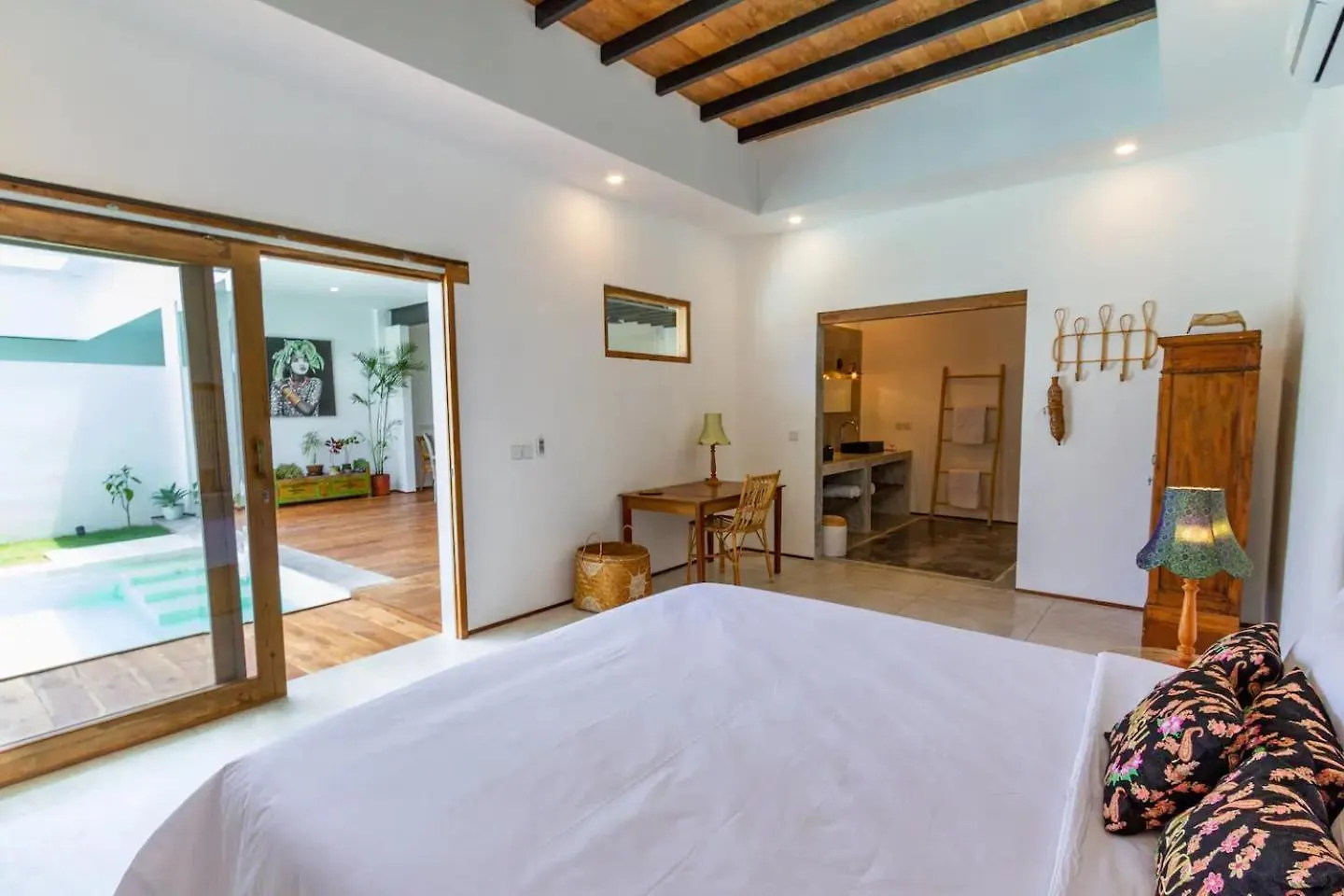 Villa Jannu By Dreamawaybali Seminyak   Seminyak (Bali)