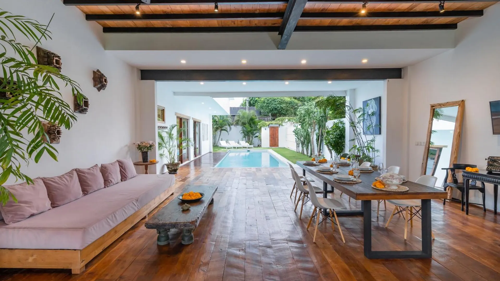 Villa Jannu By Dreamawaybali Seminyak  Seminyak (Bali)