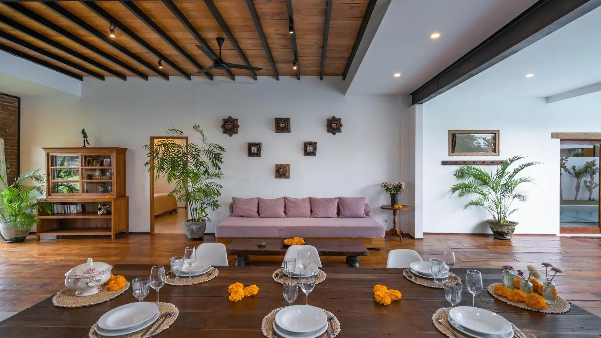 Villa Jannu By Dreamawaybali Seminyak  Seminyak (Bali)