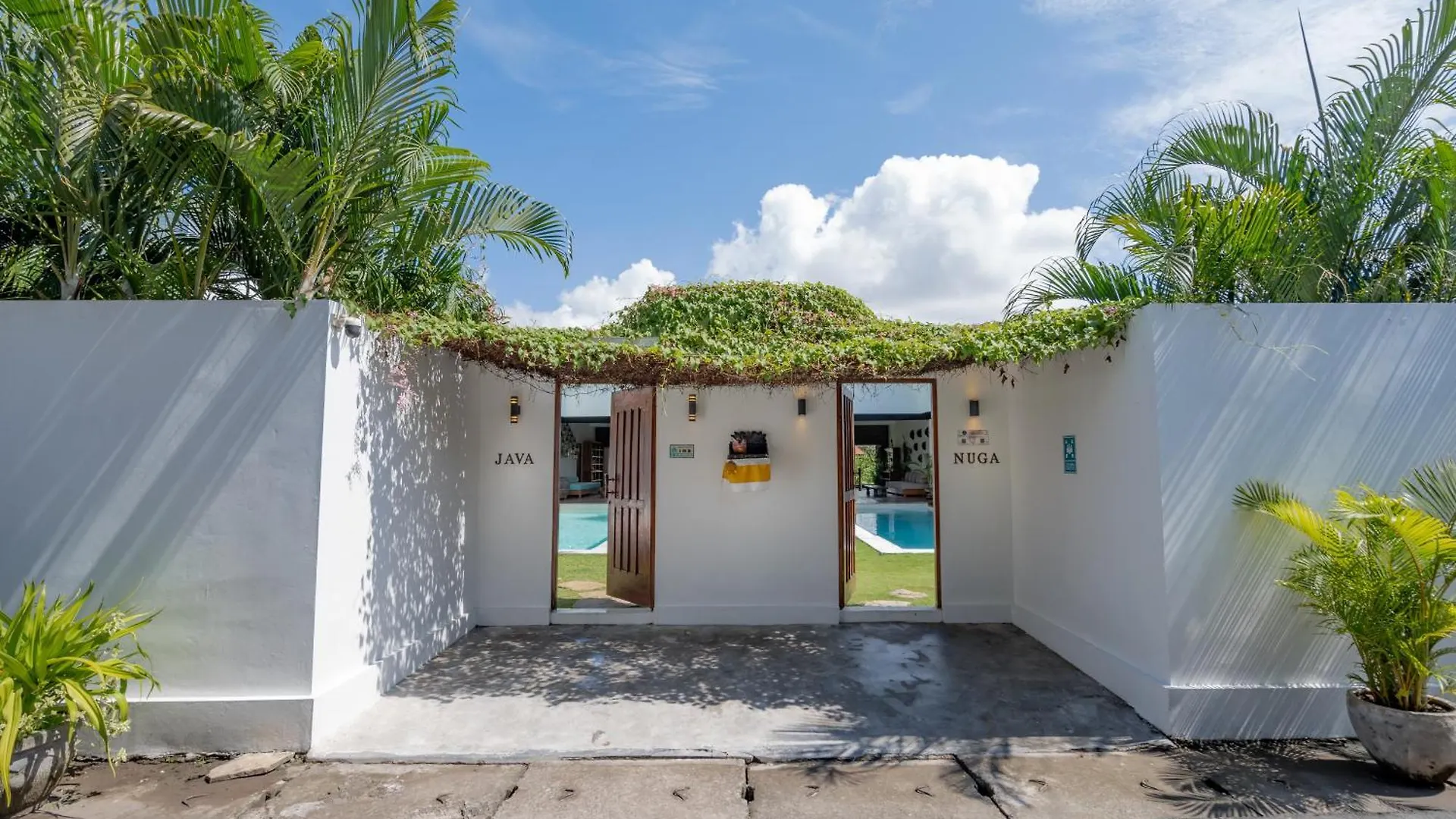 Villa Jannu By Dreamawaybali Seminyak   Seminyak (Bali)